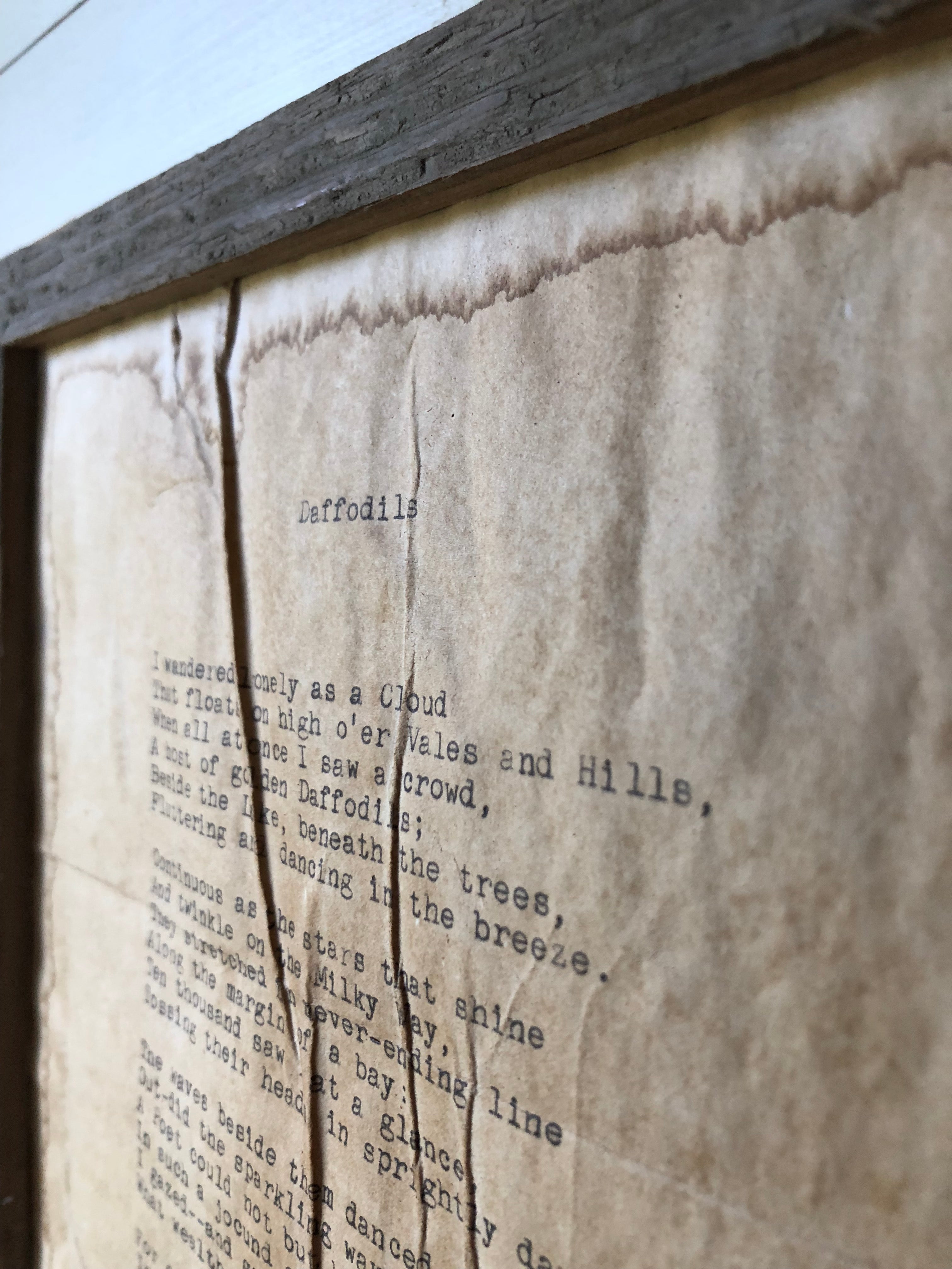 Daffodils (I Wandered Lonely as a Cloud) by William Wordsworth. Vintage Poem Print. Close up of rustic wood frame. 